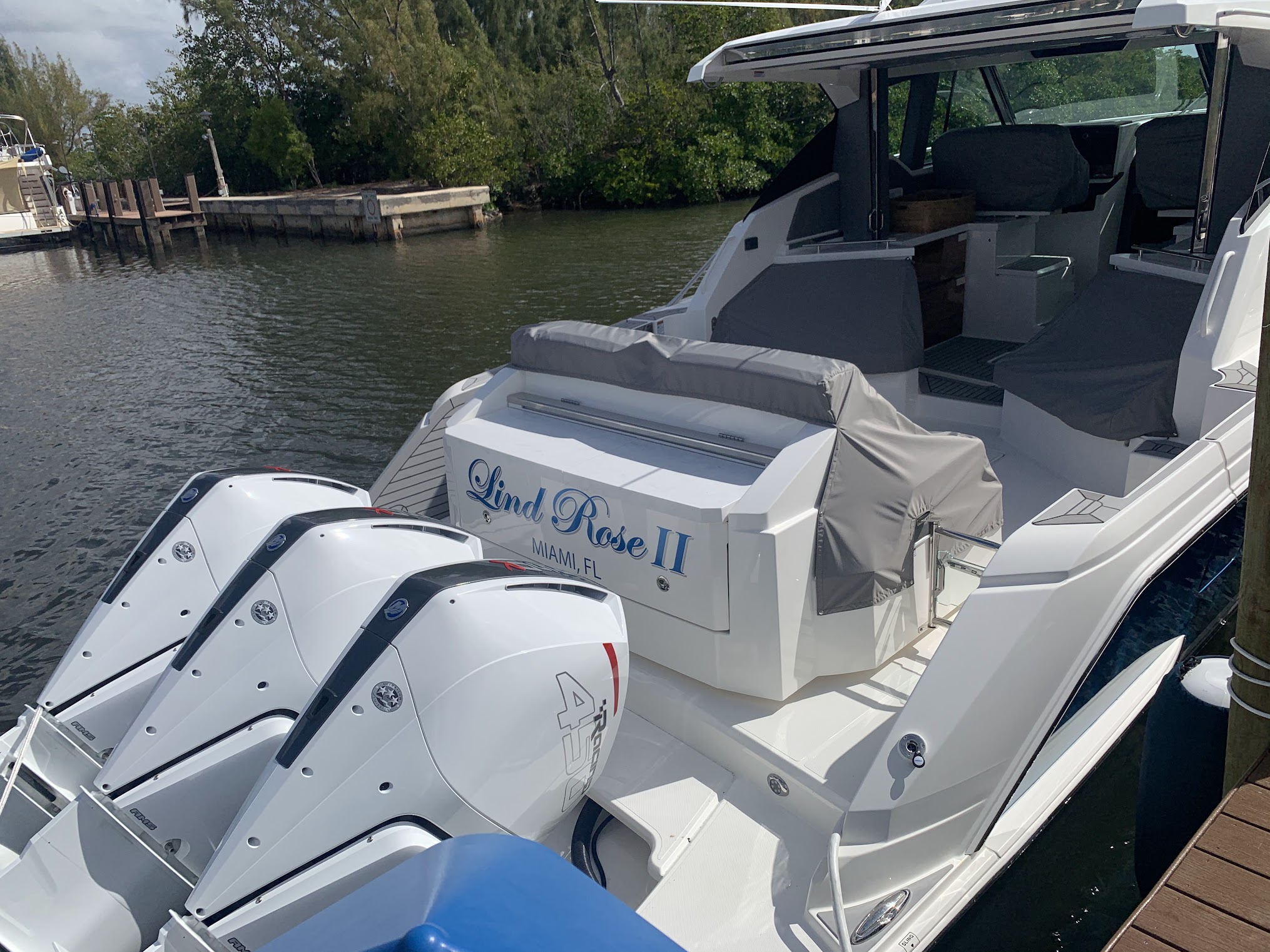 Yacht Graphics Miami